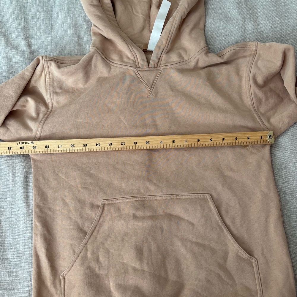 Lululemon Athletica Beige sweatshirt pullover Hoodie - Picture 4 of 5